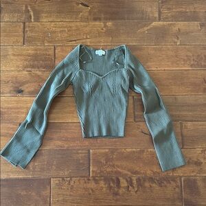 Ribbed Olive Green Sweater 🫒